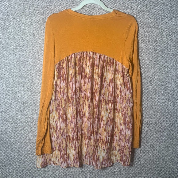 LOGO Lori Goldstein Womens Shirt‎ Size Medium Yellow Stretch Chiffon Back Casual - Picture 6 of 10